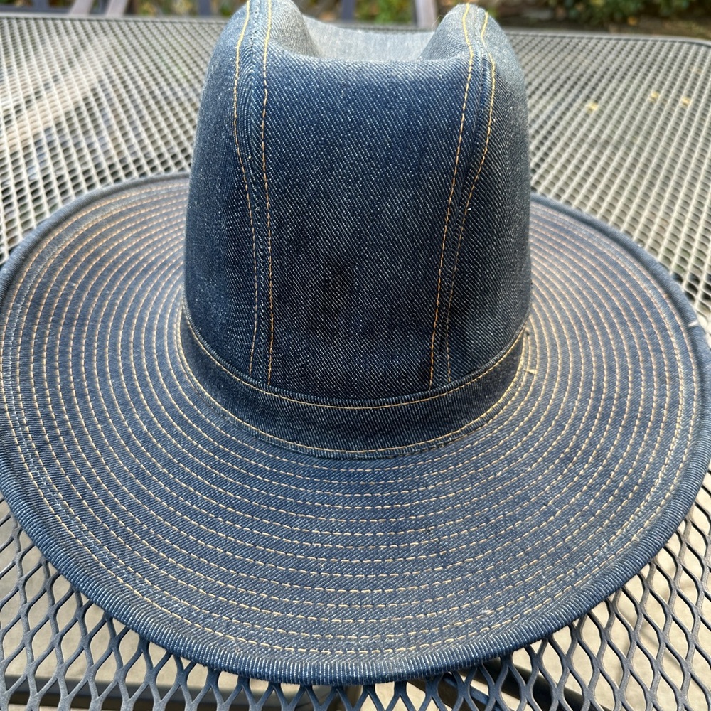 Classic Levi's Blue Denim Wide Brim Hat 7 3/8 - Picture 2 of 9
